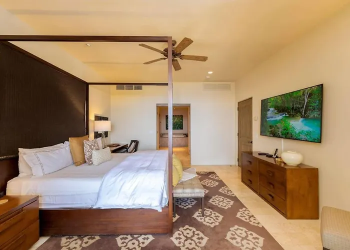 2 Bd 5-star Beachfront Hacienda * Cabo San Lucas